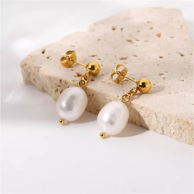 Natural Pearl Earrings