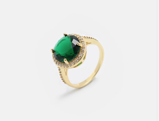 Green Emerald Ring