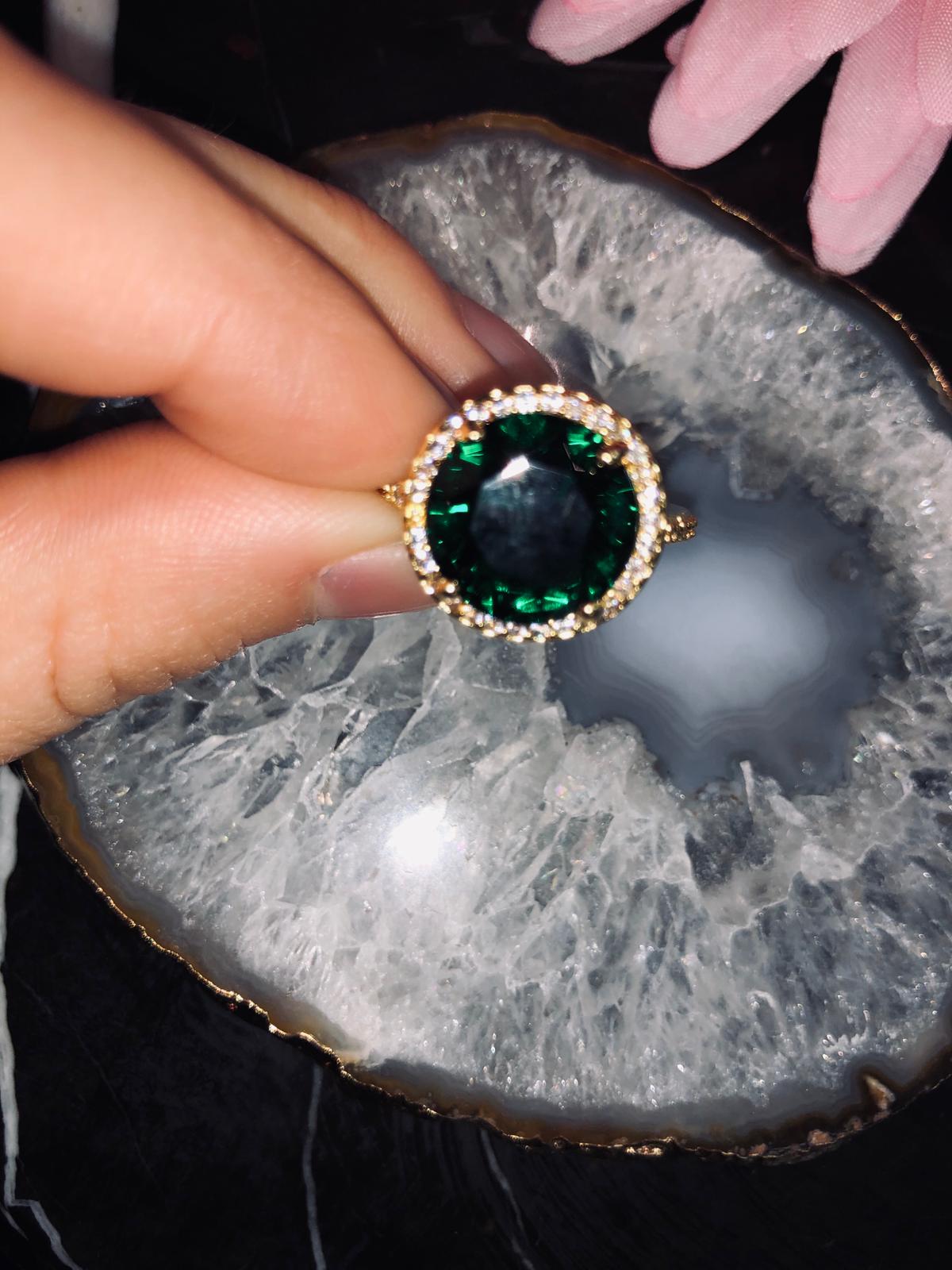 Green Emerald Ring