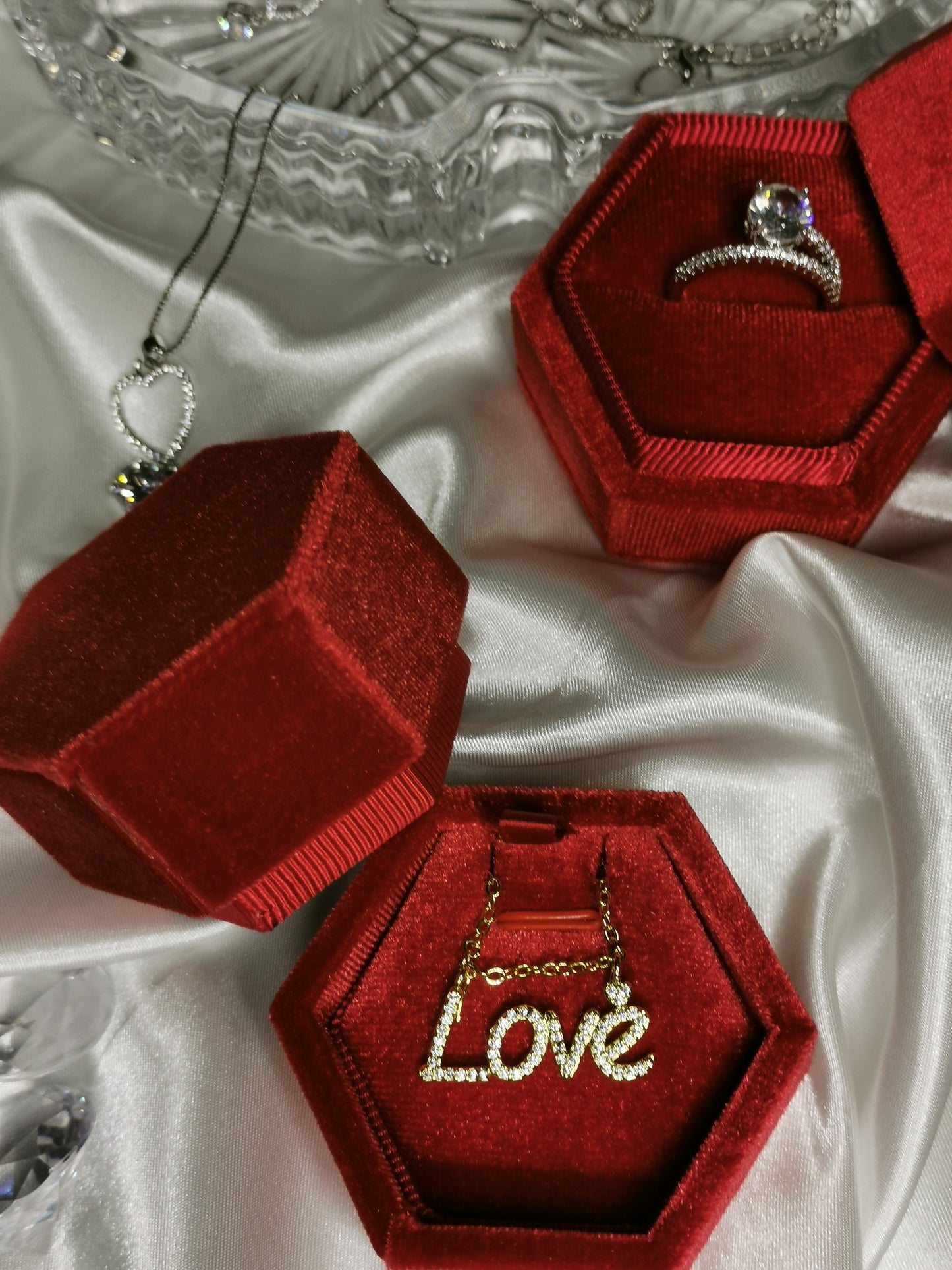 Hexagon Velvet Jewelry Gift Box